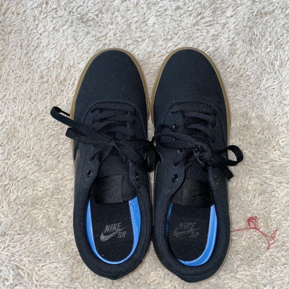 nike sb with gummy bottom